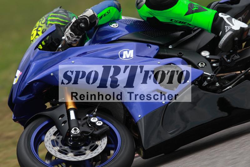 /Archiv-2022/13 25.04.2022 Plüss Moto Sport ADR/Einsteiger/0